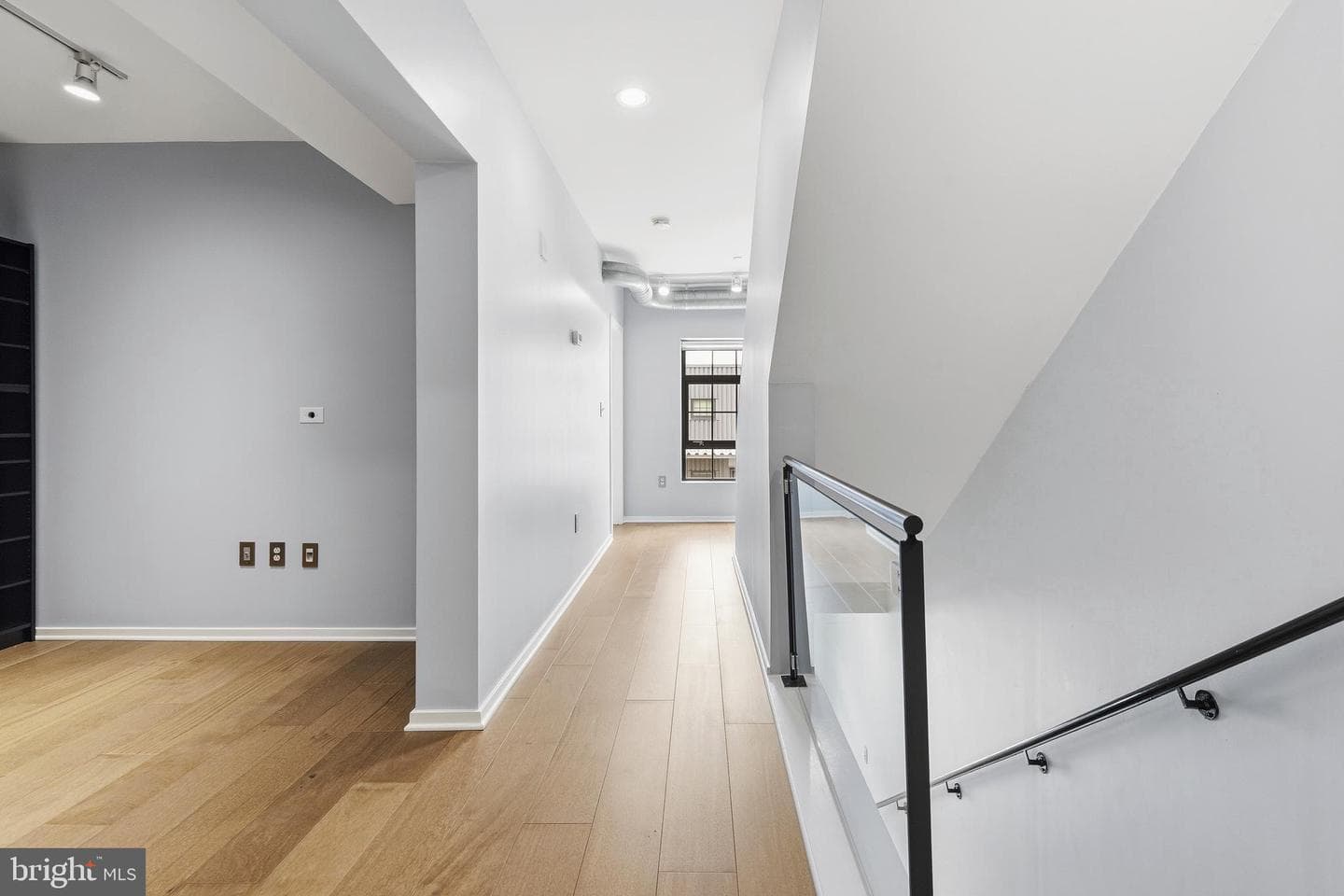 1200 Steuart Street #1035 photo 23