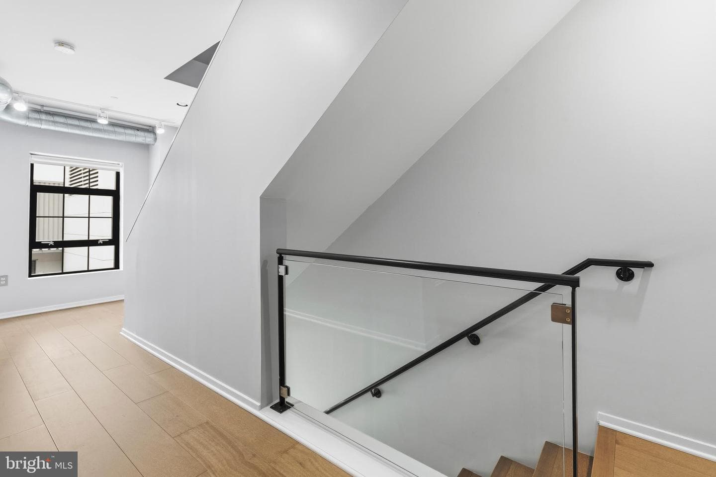 1200 Steuart Street #1035 photo 24