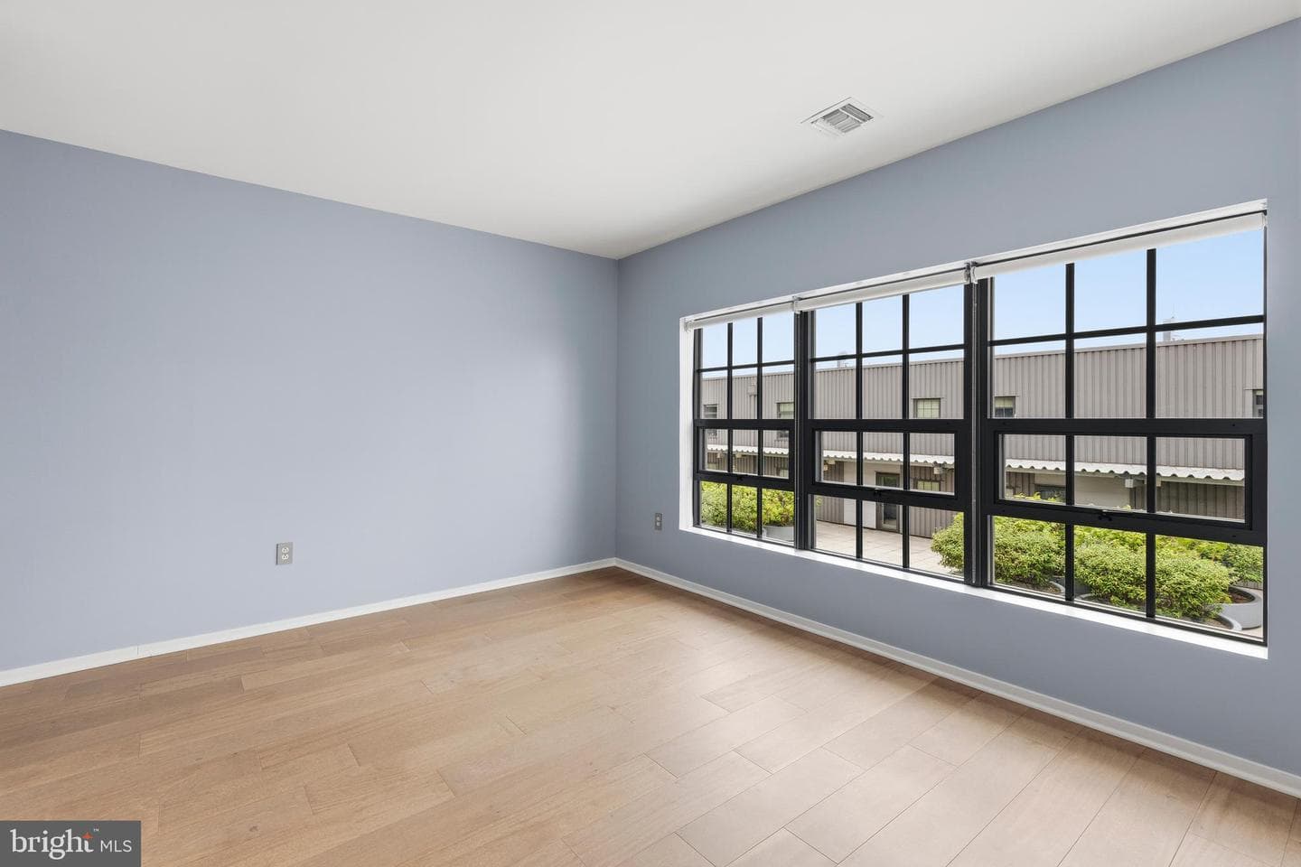1200 Steuart Street #1035 photo 29