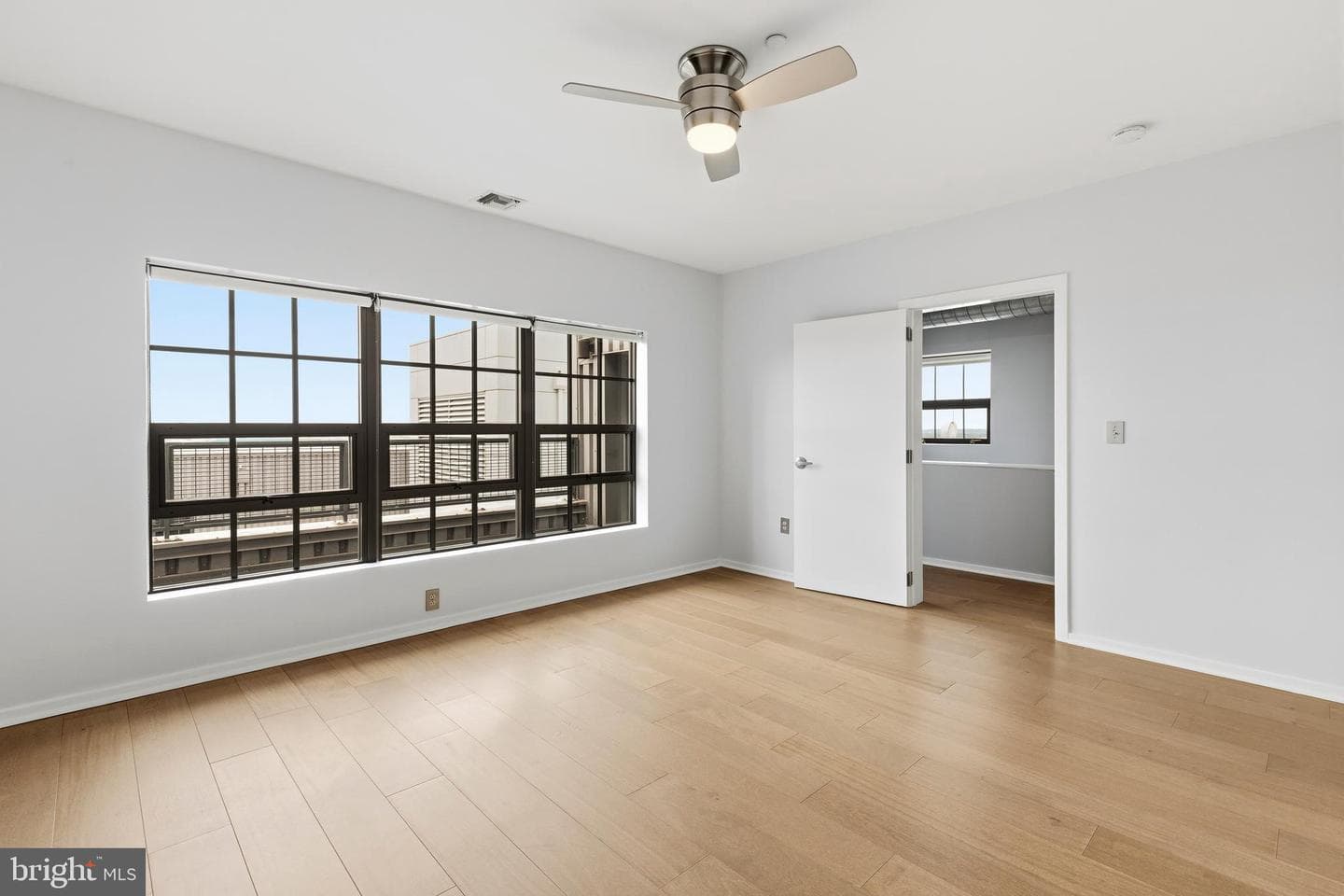 1200 Steuart Street #1035 photo 43