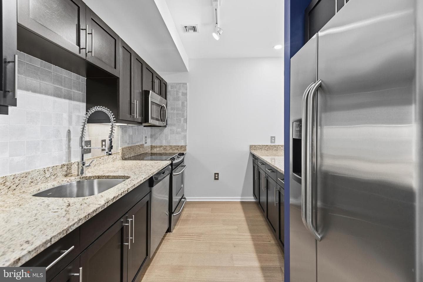 1200 Steuart Street #1035 photo 5