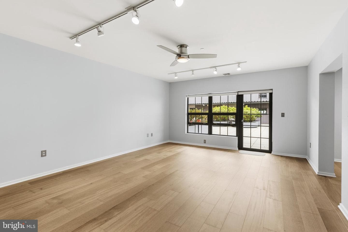 1200 Steuart Street #1035 photo 9