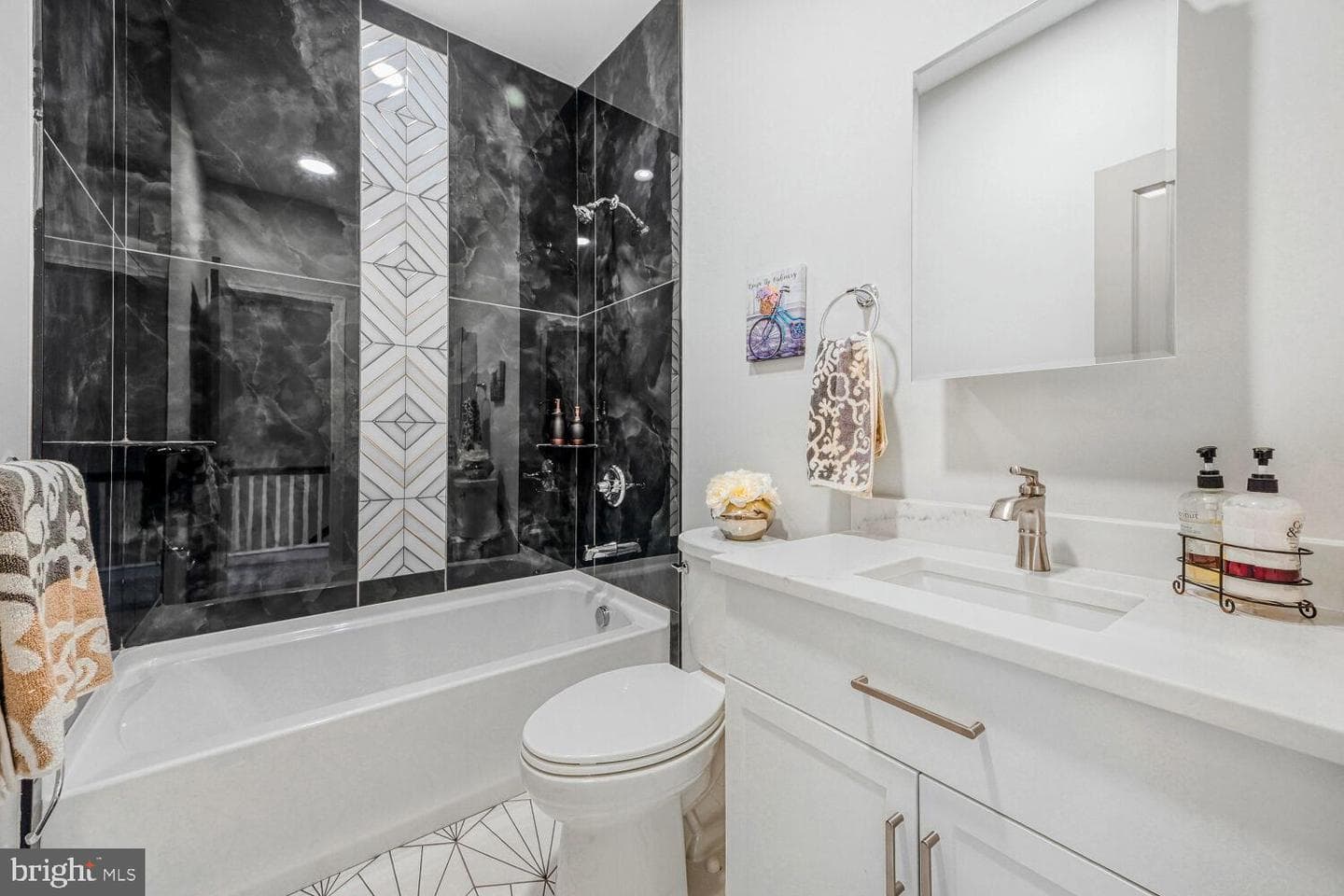 2514 W Lafayette Avenue photo 12