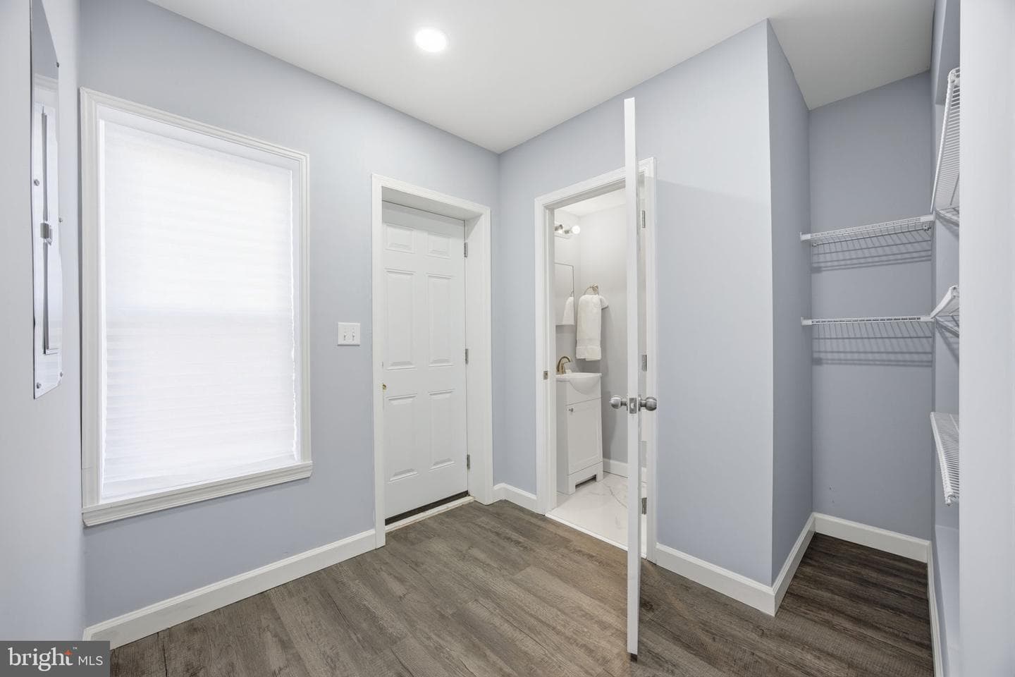 2010 E Lafayette Avenue photo 15