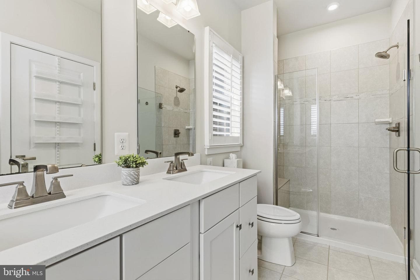 1511 Lowman Street photo 24