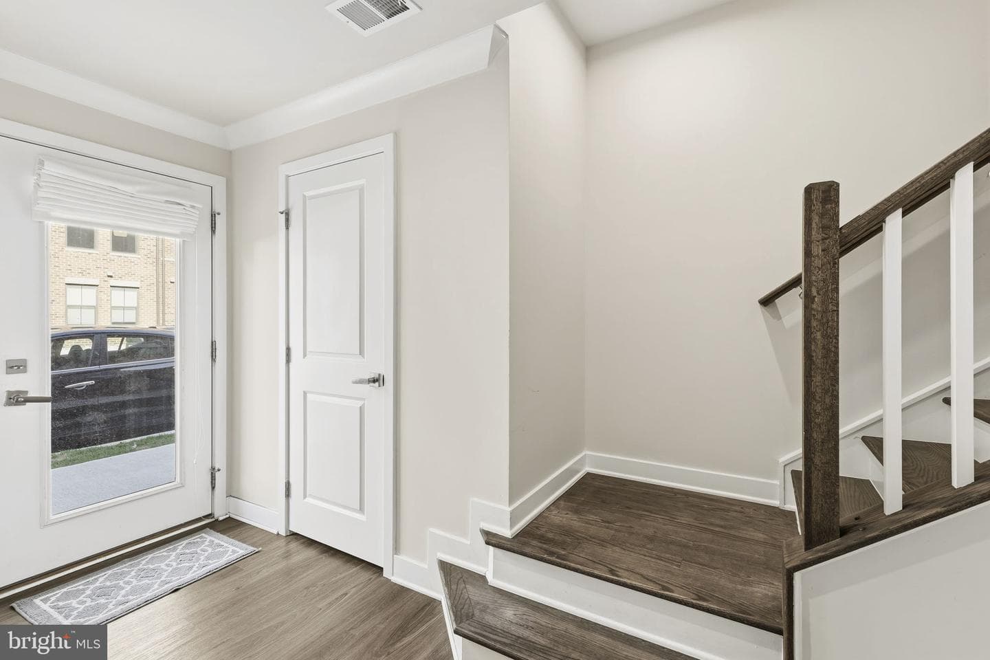 1511 Lowman Street photo 8