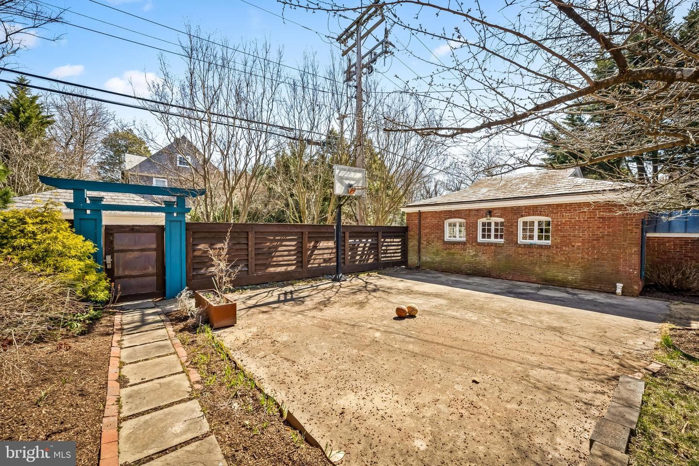 4503 Roland Avenue photo 63