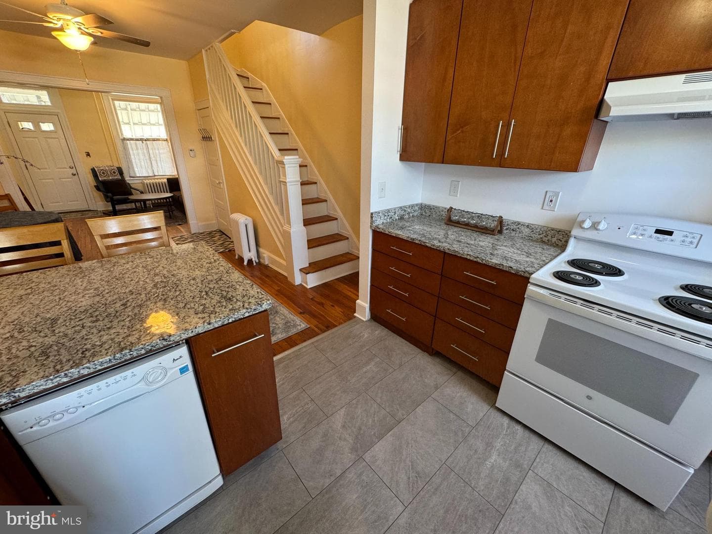 1212 Cox Street photo 15