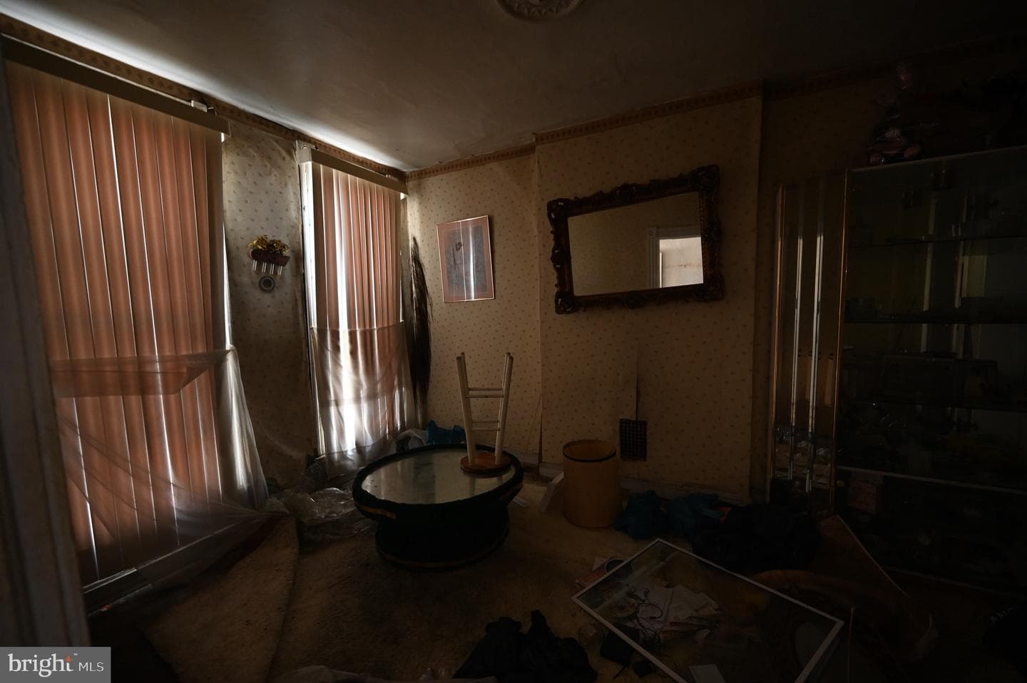 2509 Hollins Street photo 22