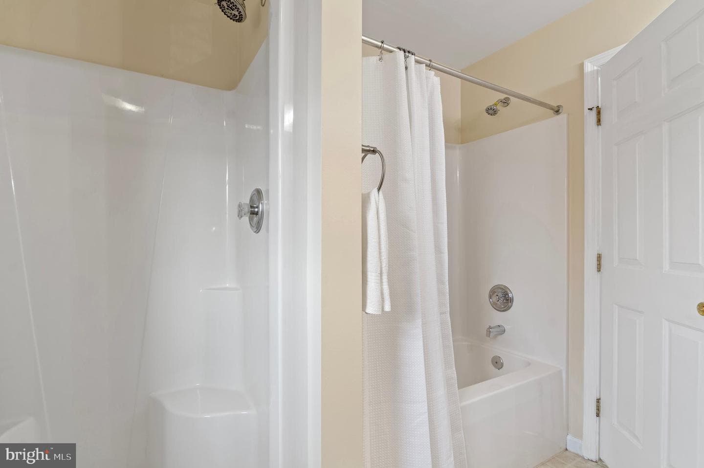 512 Saint Mary Street photo 31