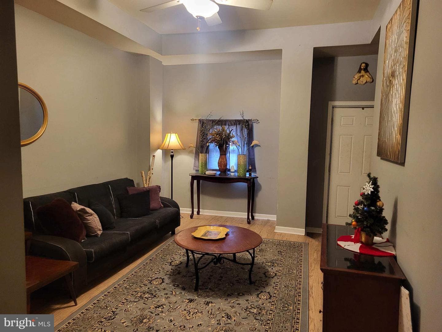 937 N Luzerne Avenue photo 3