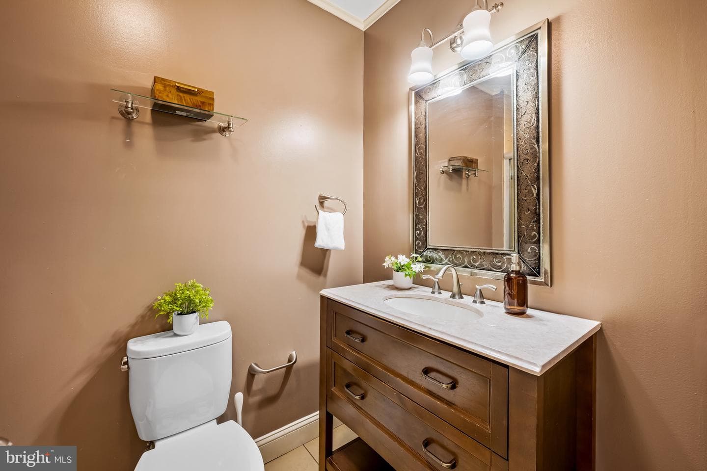 1221 William Street photo 12