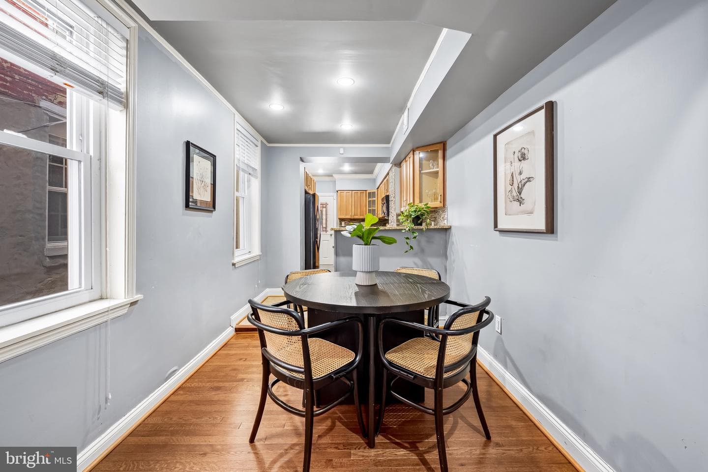 1221 William Street photo 7