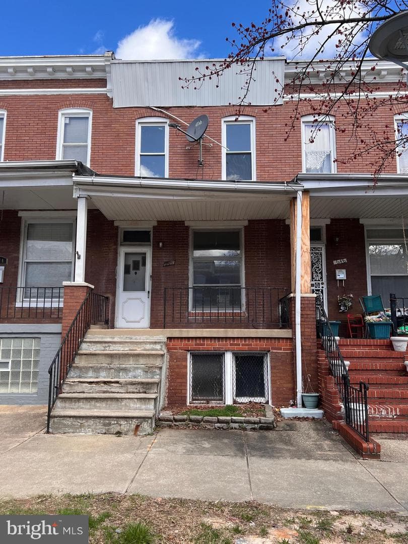 646 E 37th Street