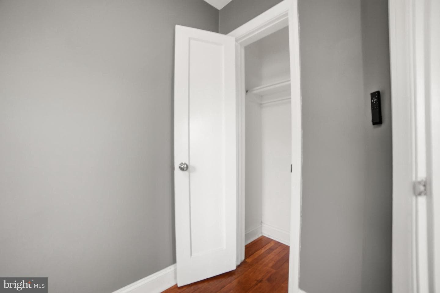 4434 Manorview Road photo 19