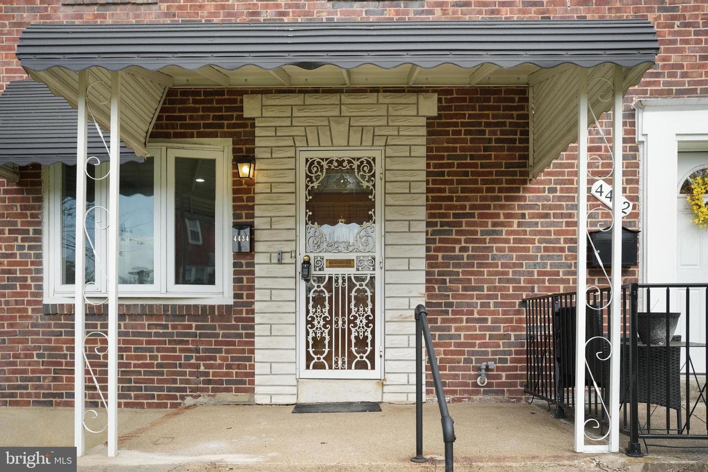 4434 Manorview Road photo 2