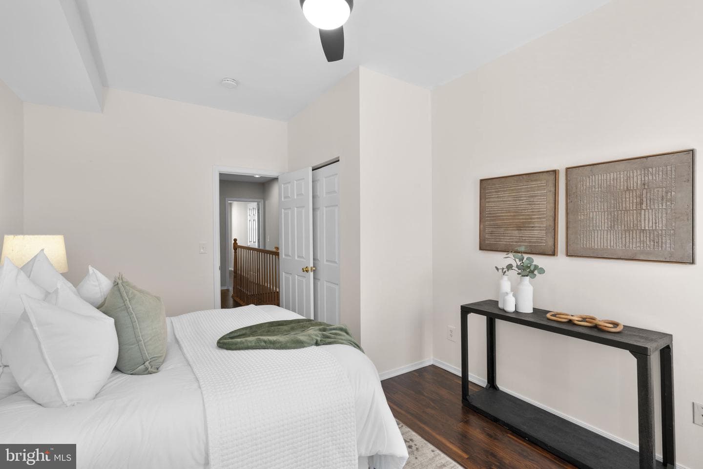 122 Burnett Street photo 13