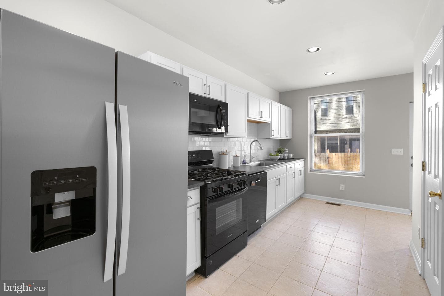 122 Burnett Street photo 14