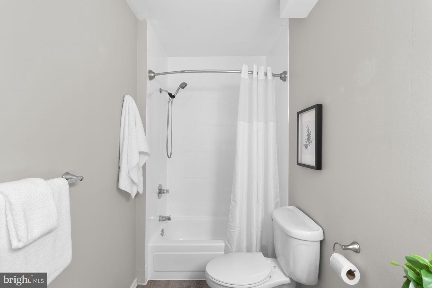 122 Burnett Street photo 20