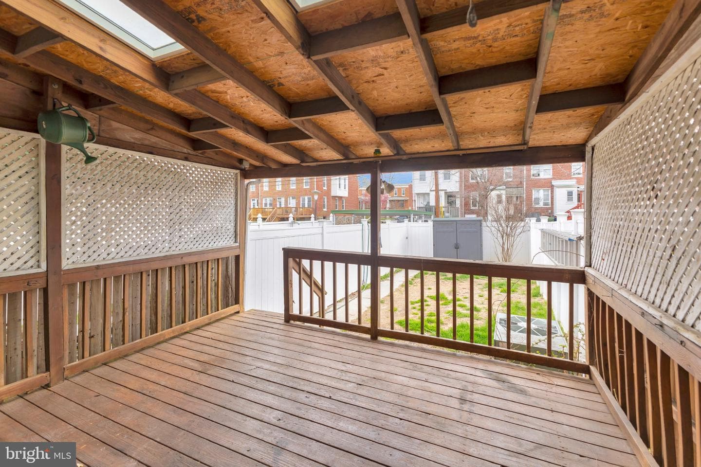 1214 W 40th Street W photo 29