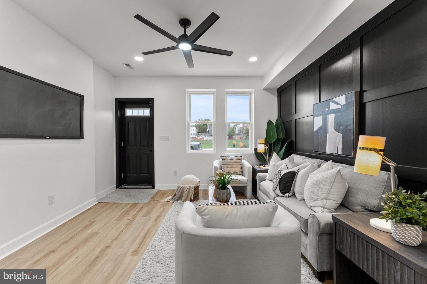 1623 Rutland Avenue photo 4