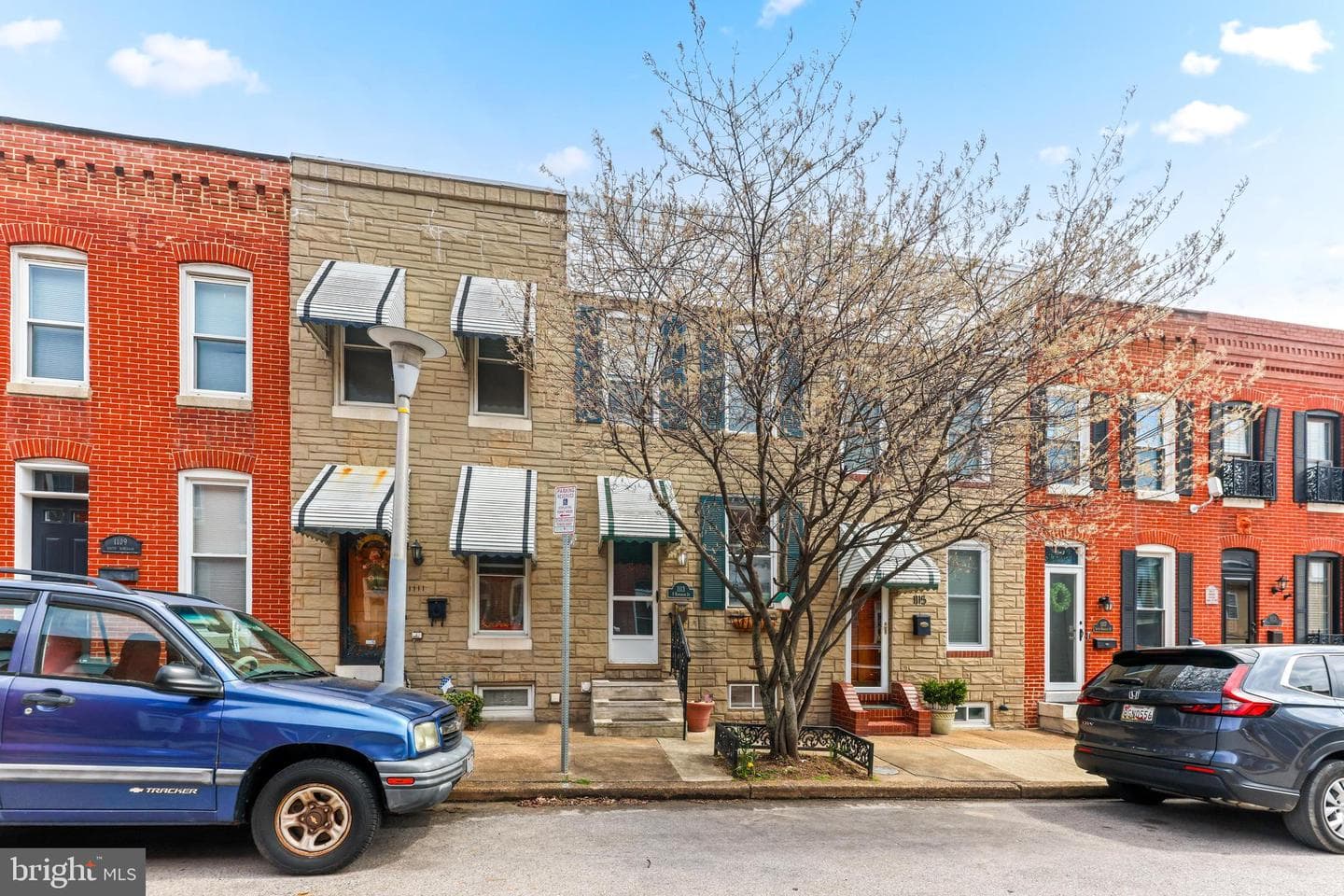 1113 S Robinson Street photo 1