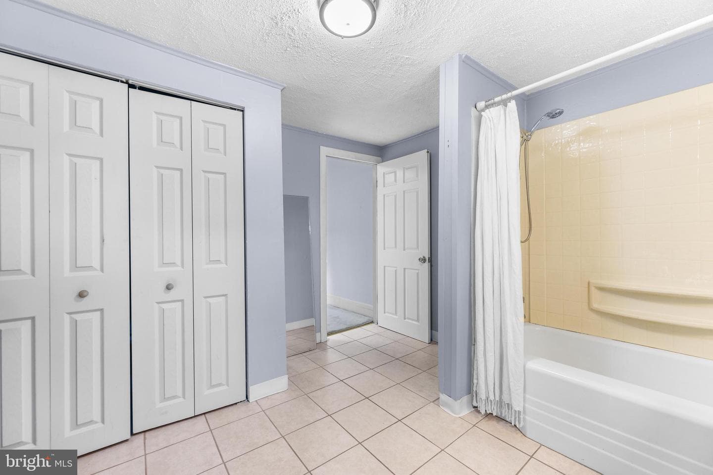 1113 S Robinson Street photo 23