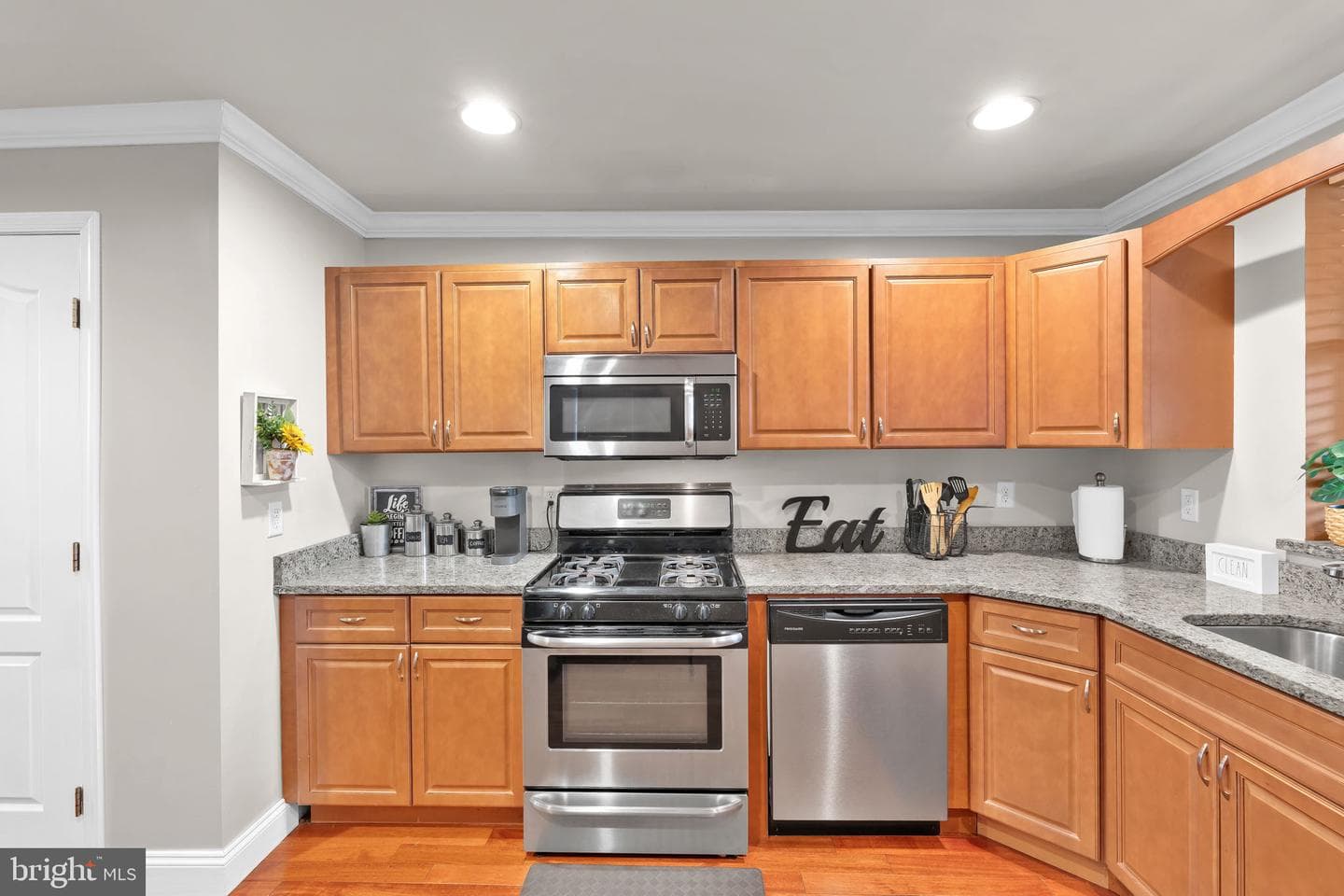 1726 Byrd Street photo 8