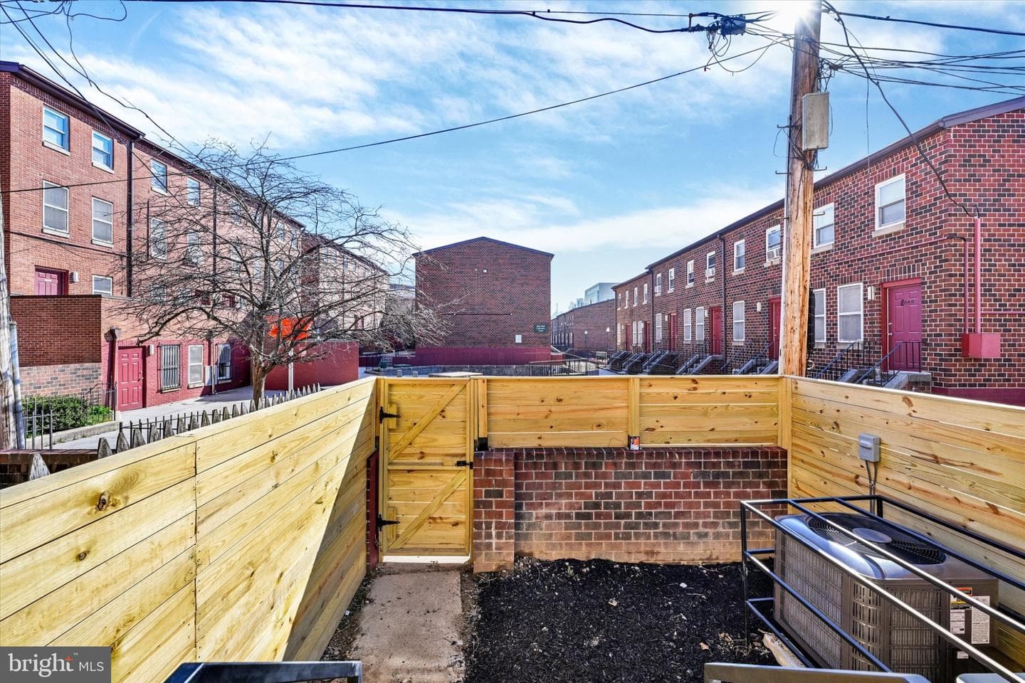 119 N Poppleton Street photo 18