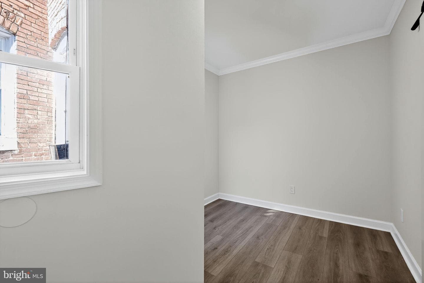 2737 Riggs Avenue photo 23