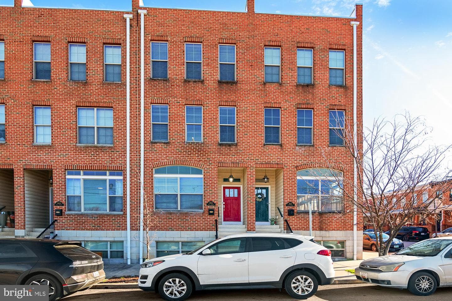 3903 Fleet Street photo 2