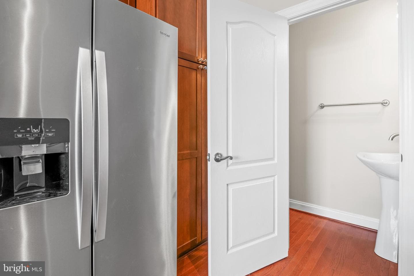 3903 Fleet Street photo 9