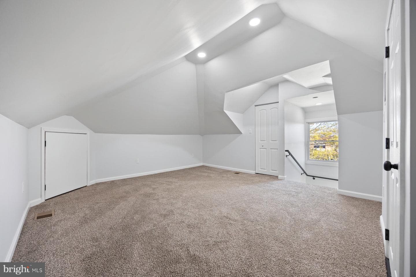 2920 E Northern Parkway photo 26