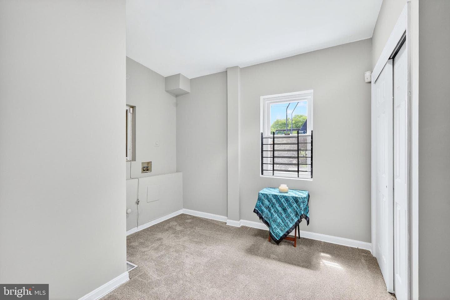 1014 N Broadway photo 30