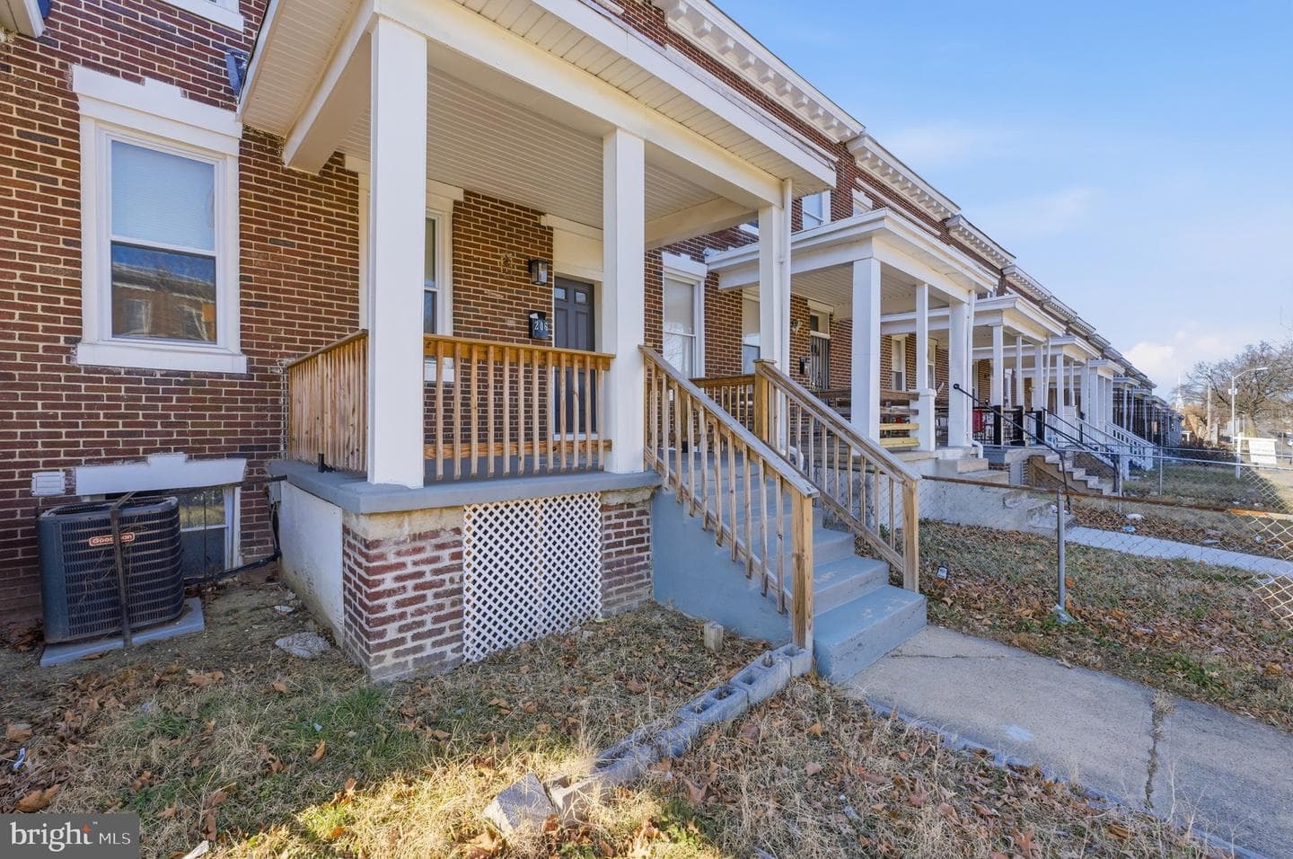 206 S Hilton Street photo 5