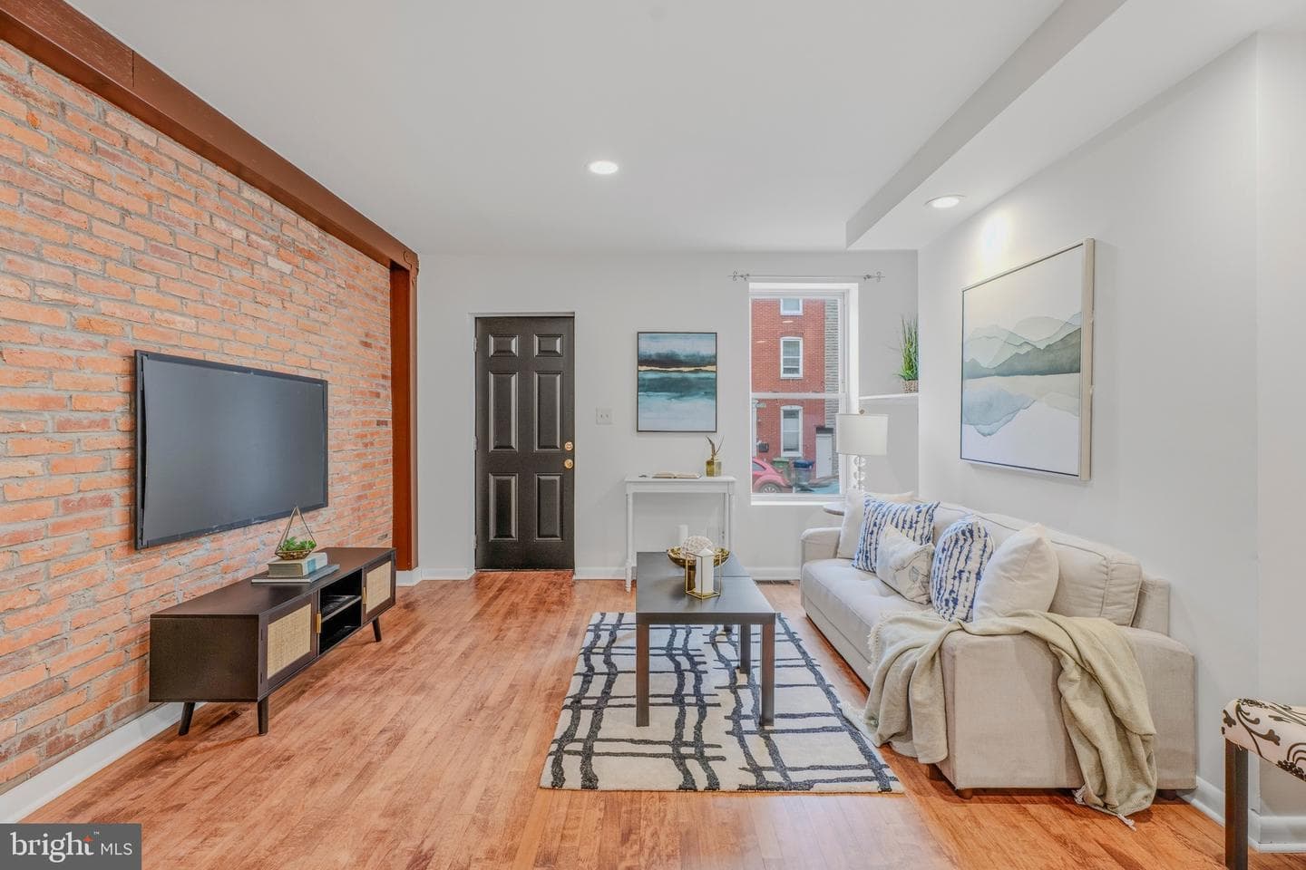 1824 E Lombard Street, Baltimore