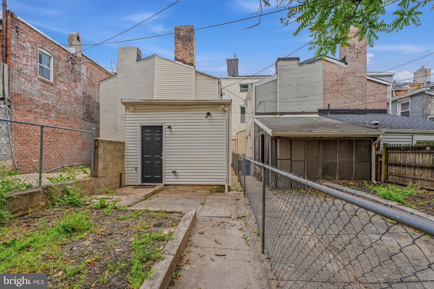 1824 E Lombard Street photo 14