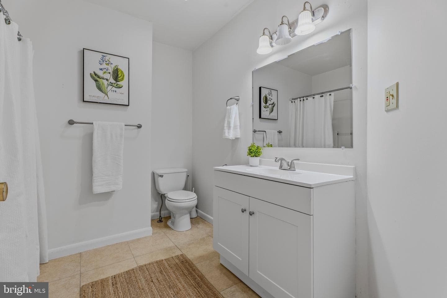 1824 E Lombard Street photo 19
