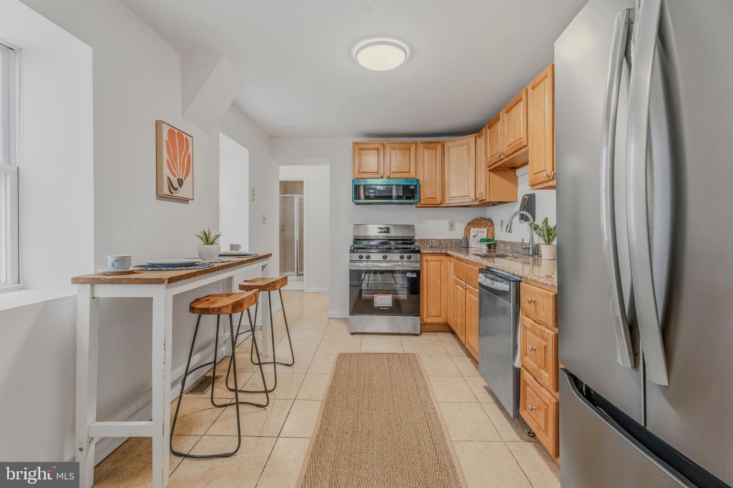 1824 E Lombard Street photo 9