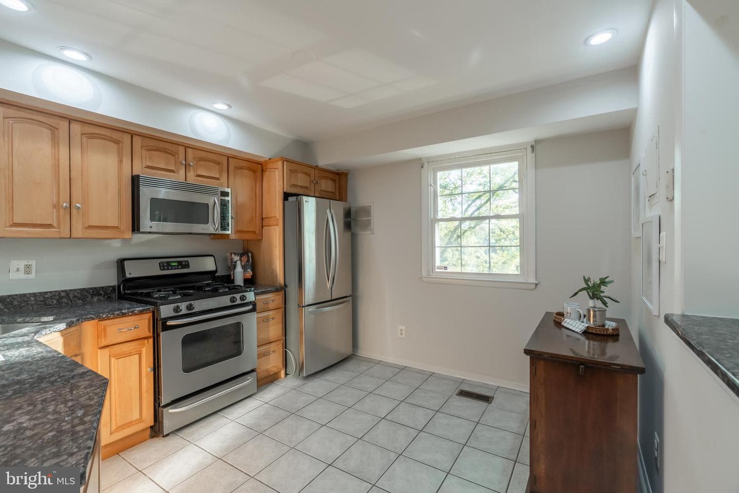 349 Homeland Southway #2b photo 10