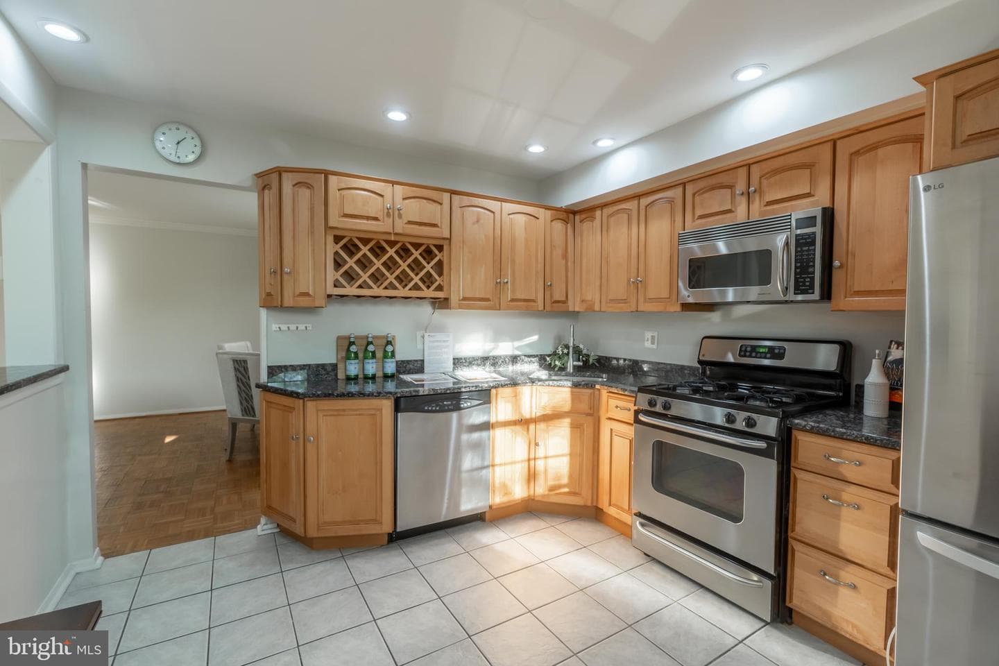 349 Homeland Southway #2b photo 7