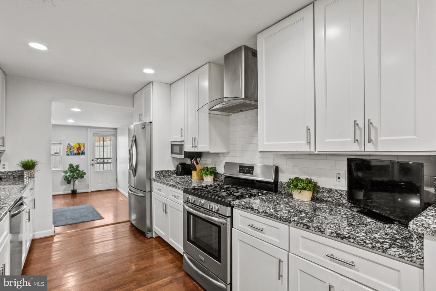 3039 O`donnell Street photo 8