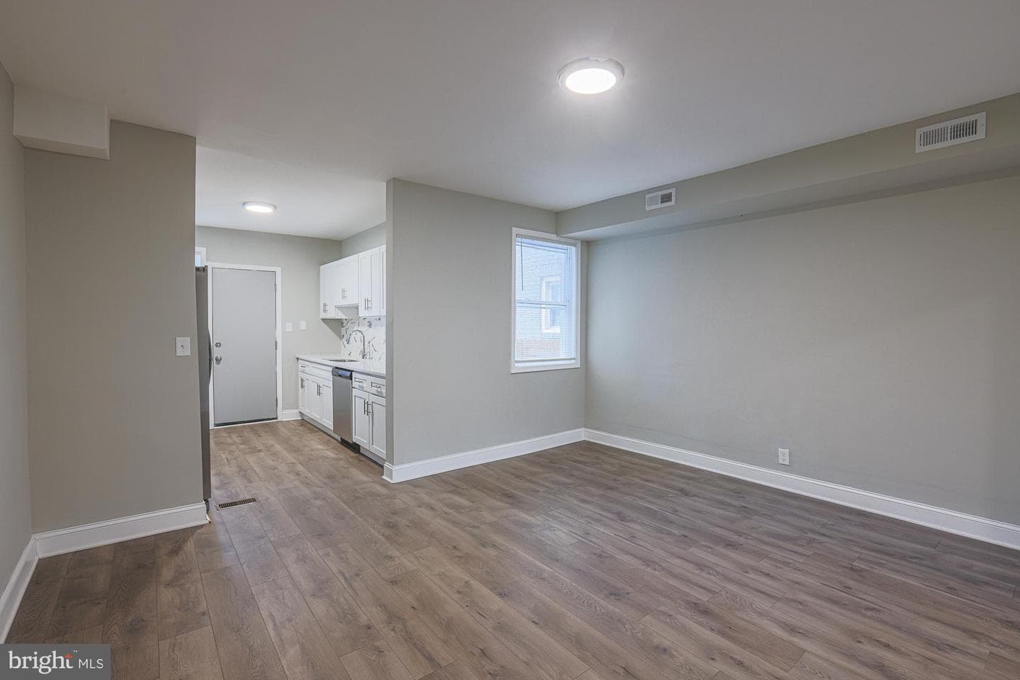 4833 Reisterstown Road photo 12