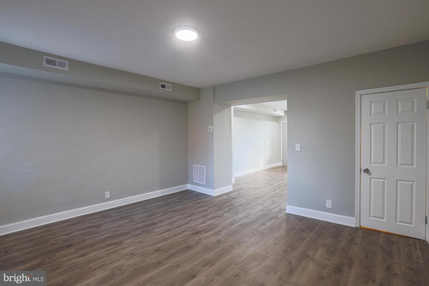 4833 Reisterstown Road photo 13