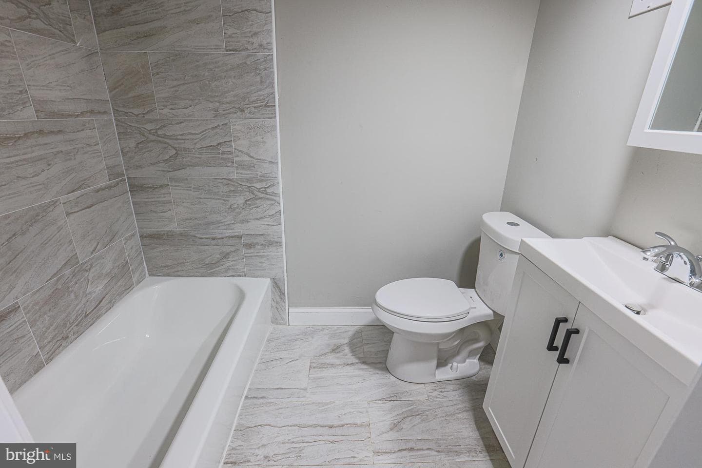 4833 Reisterstown Road photo 28