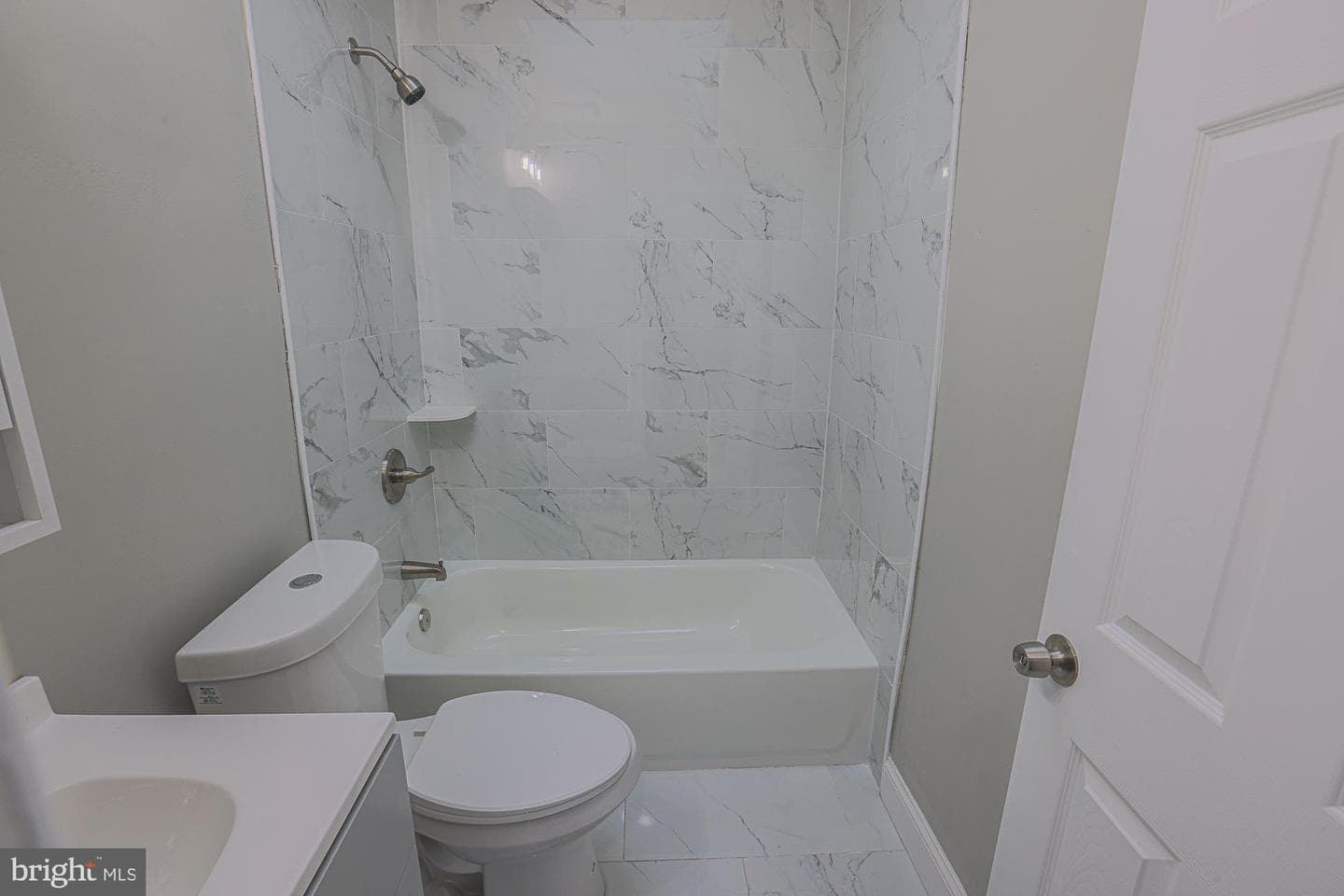 4833 Reisterstown Road photo 36