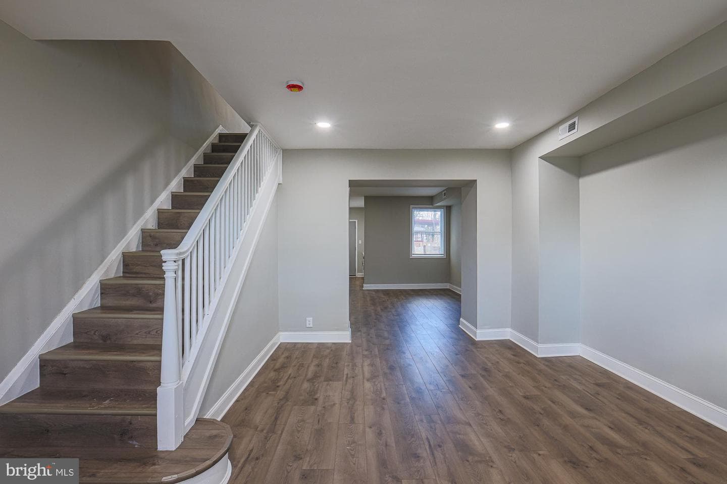 4833 Reisterstown Road photo 5