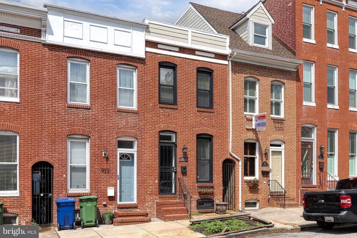 920 S Ellwood Avenue photo 33