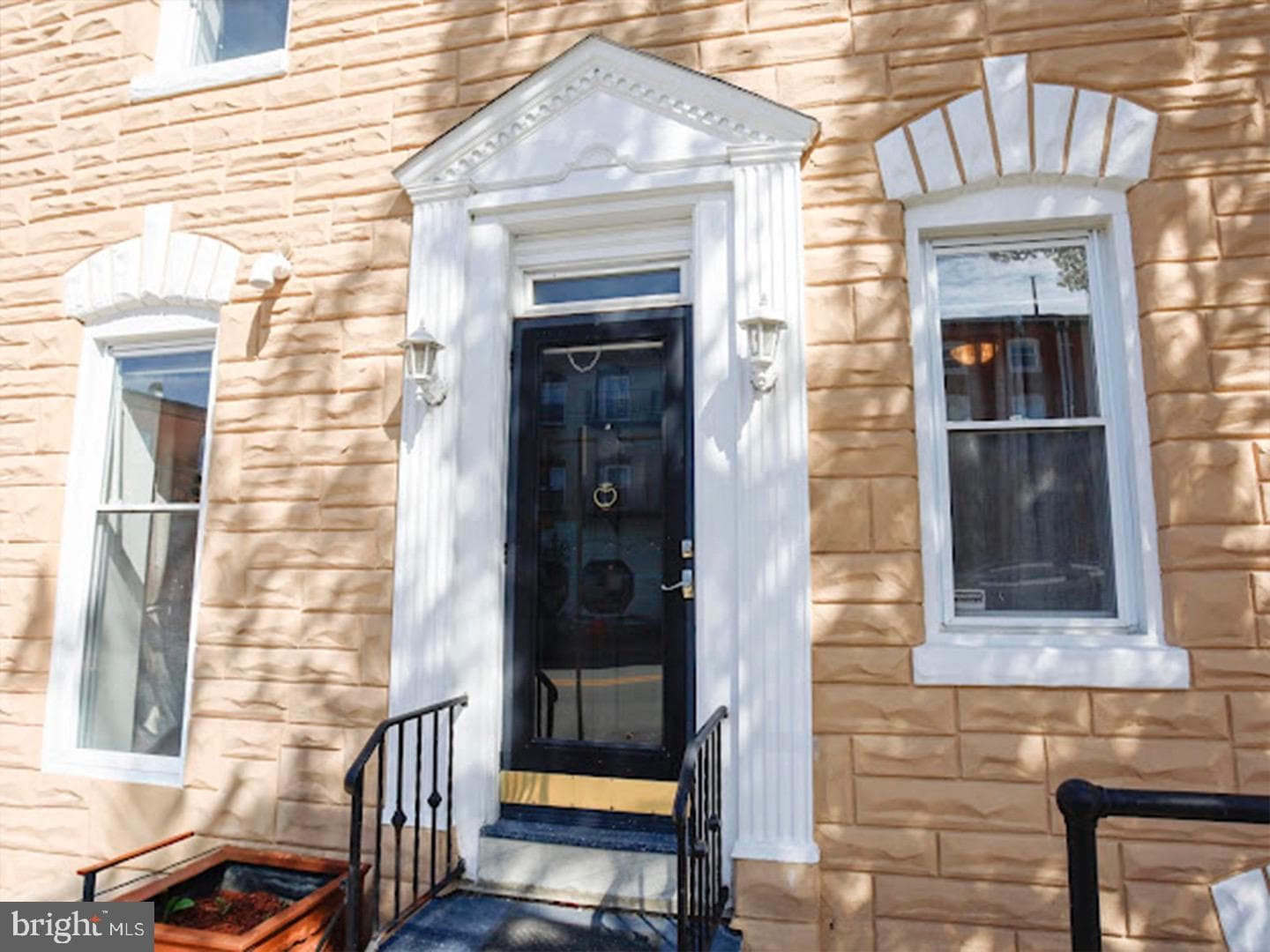 37 S Ann Street photo 34