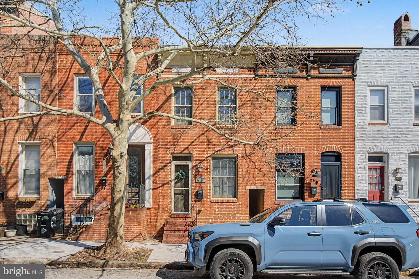 917 S Ellwood Avenue photo 41